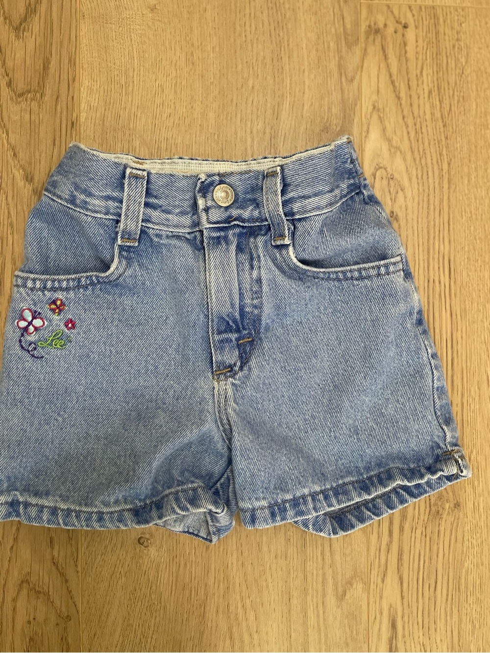 VINTAGE Lee Light Blue Denim Kids' Shorts with Embroidered Flower (2t/3t)